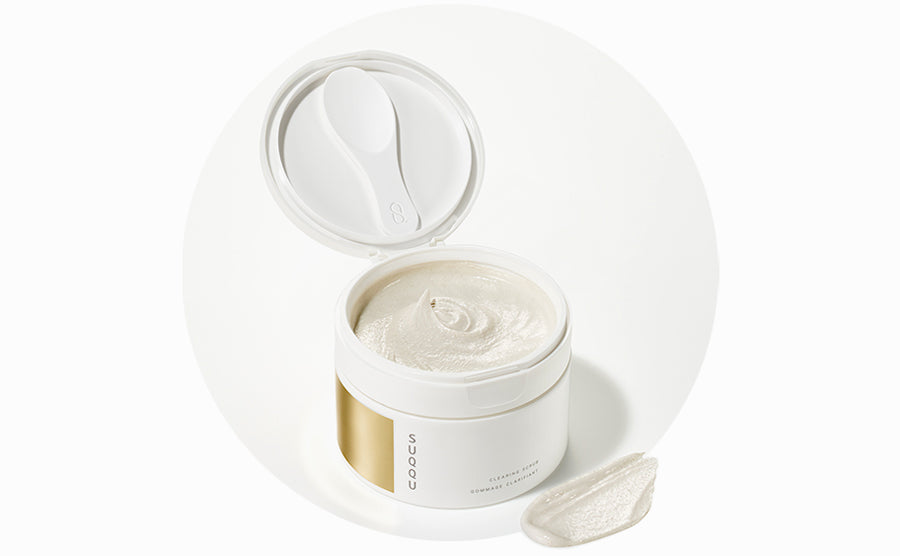 SUQQU Clearing Scrub face cleanser tub open with texture