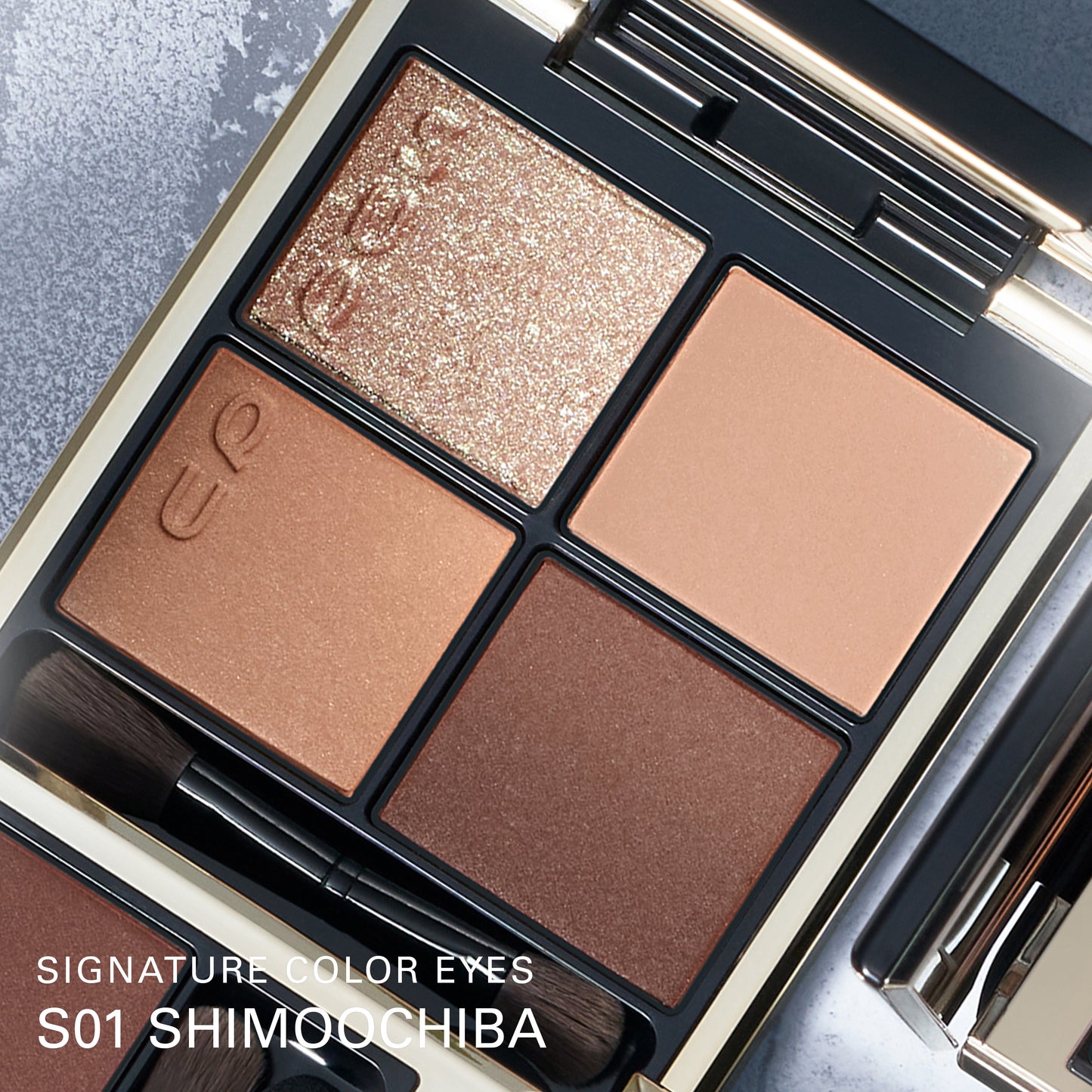 SUQQU Winter Collection 2025 Signature Color Eyes S01 Shimoochiba eyeshadow palette on frosted background.