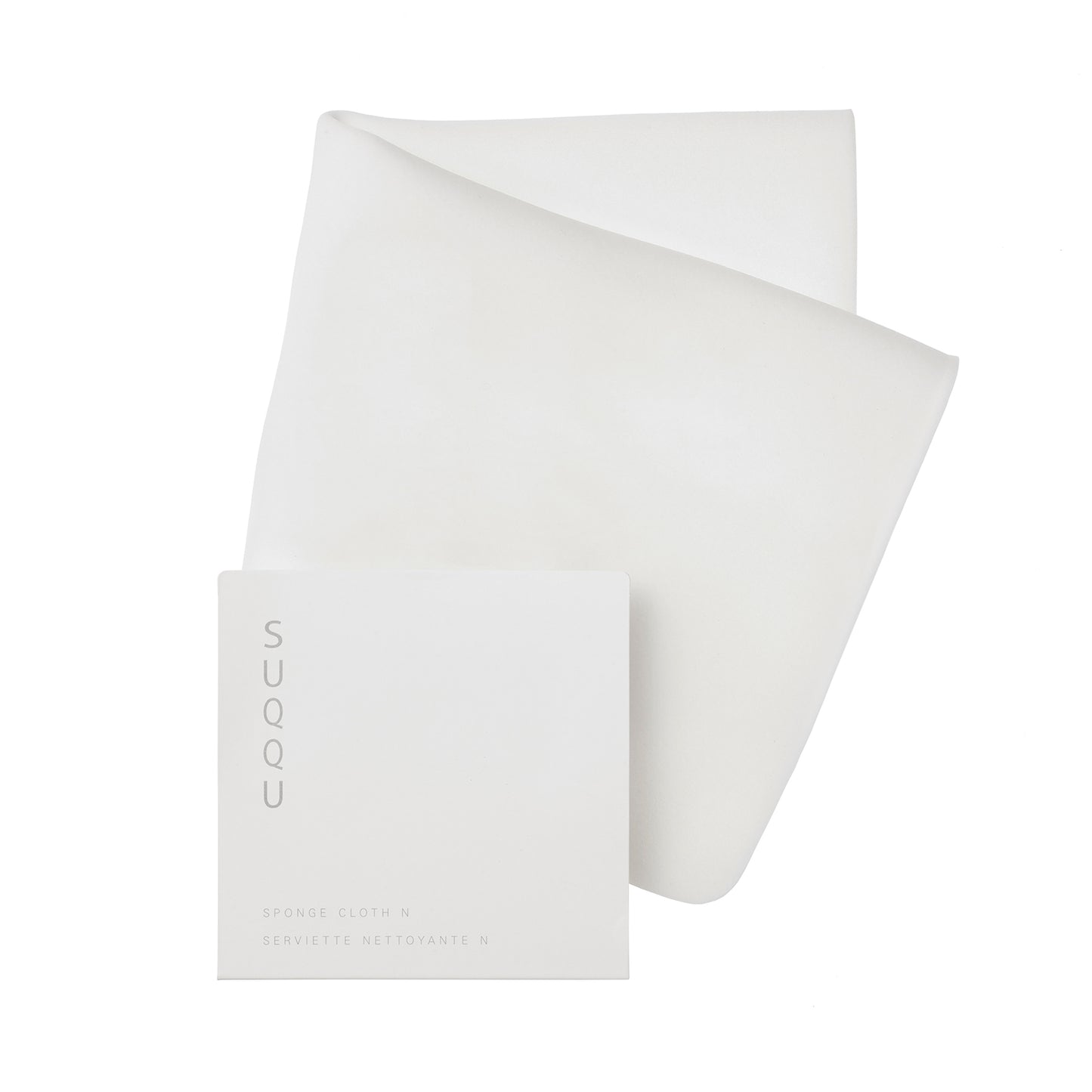 SUQQU Sponge Cloth N product with packet on plain background