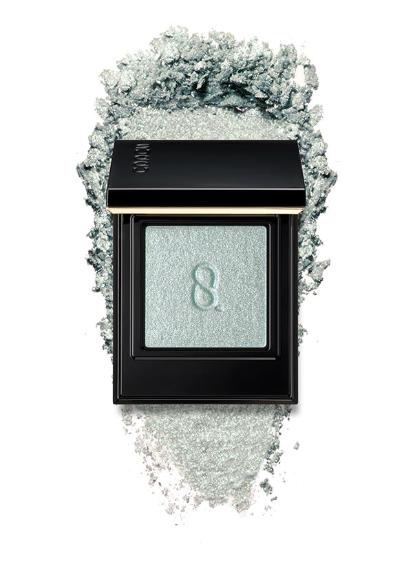 SUQQU Mono Look Eyes P-04 single colour eyeshadow palette with creamy powder swatch in pearlescent prism green blue finish, the best eyeshadow pearls and finest textures from Japan.