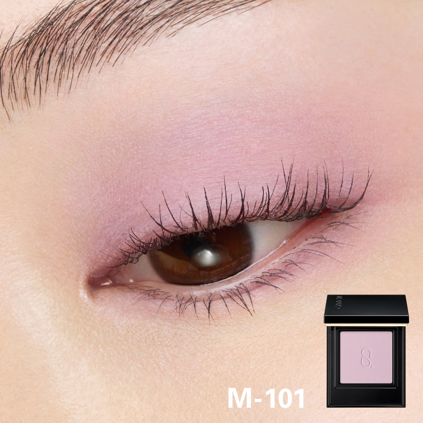 SUQQU Mono Look Eyes M-101 matte purple eyeshadow with model wear eye close up colour swatch.