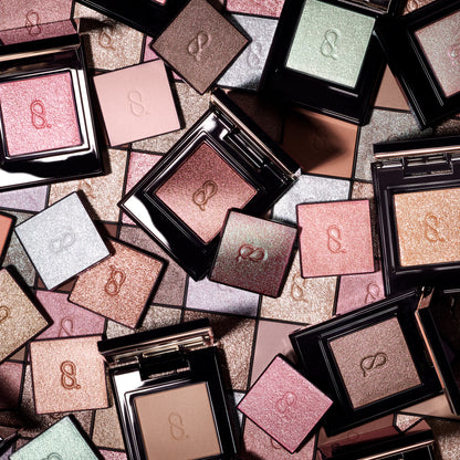 SUQQU Mono Look Eyes range of luxurious, best quality creamy powder eyeshadows from Japan. Collage of many different colours and textures.