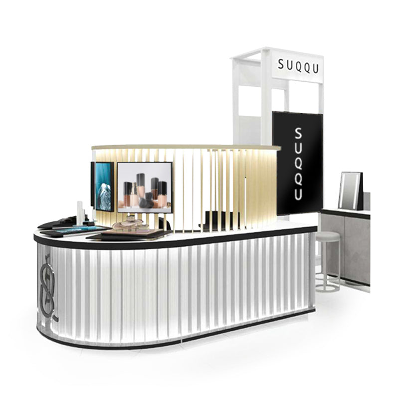 SUQQU Selfridges in-store counter