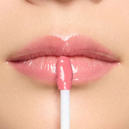 SUQQU Treatment Wrapping Lip 06 pink shiny lip gloss show on model lips